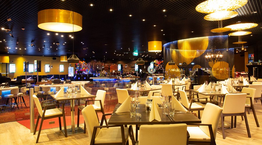 VIP salon Ayaanullah